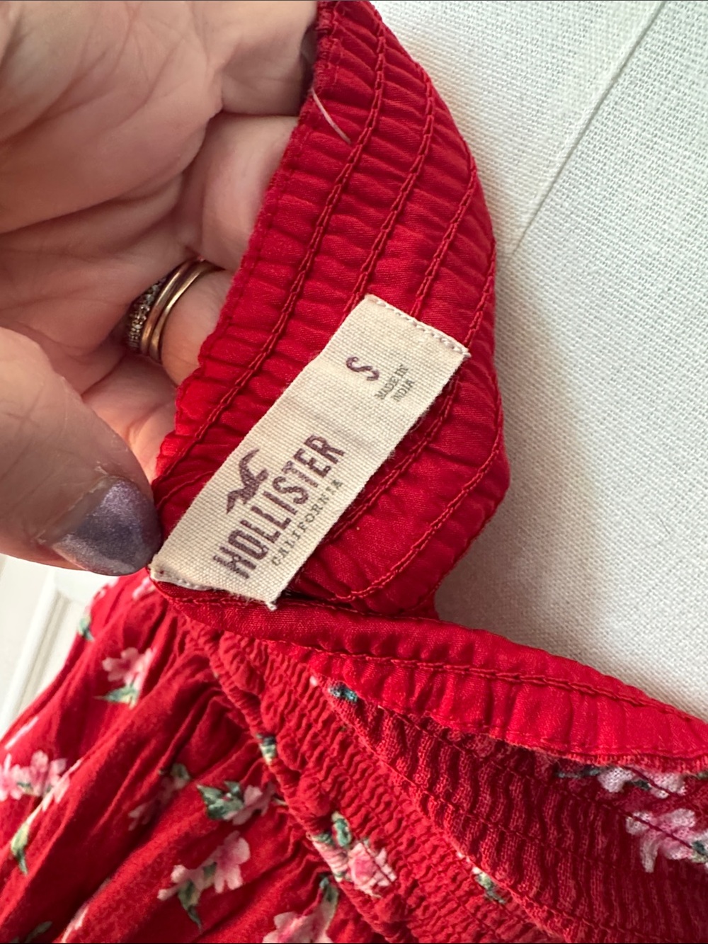 Hollister Red Floral Linen Button-Front Mini Dress - Picture 3 of 3